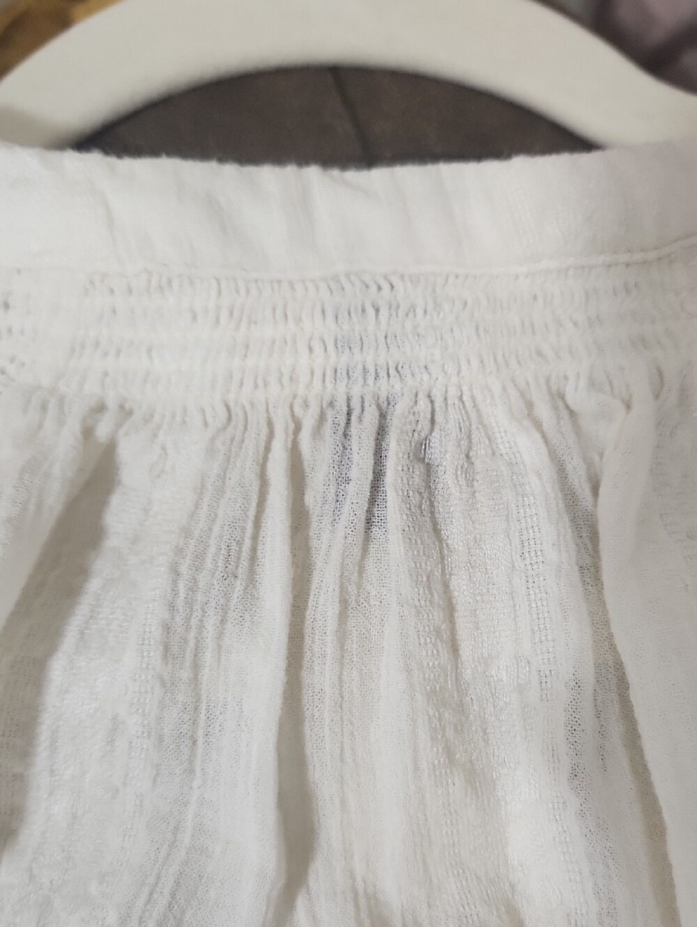 Universal Thread White Button-Front Textured Blouse - Picture 10 of 12